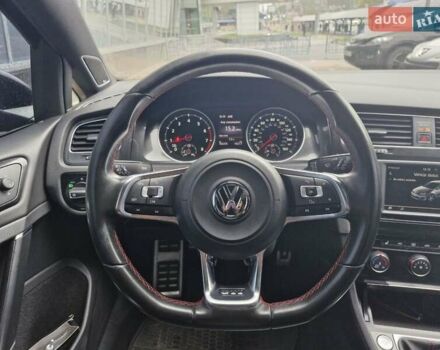Черный Фольксваген Гольф ГТИ, объемом двигателя 2 л и пробегом 163 тыс. км за 12700 $, фото 21 на Automoto.ua