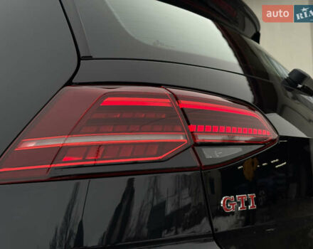 Черный Фольксваген Гольф ГТИ, объемом двигателя 1.98 л и пробегом 176 тыс. км за 18500 $, фото 15 на Automoto.ua