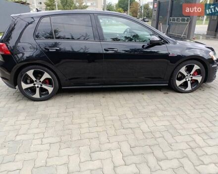 Черный Фольксваген Гольф ГТИ, объемом двигателя 1.98 л и пробегом 95 тыс. км за 12800 $, фото 4 на Automoto.ua