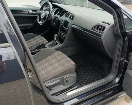 Черный Фольксваген Гольф ГТИ, объемом двигателя 1.98 л и пробегом 95 тыс. км за 12800 $, фото 7 на Automoto.ua