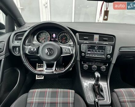 Черный Фольксваген Гольф ГТИ, объемом двигателя 1.98 л и пробегом 119 тыс. км за 18500 $, фото 15 на Automoto.ua