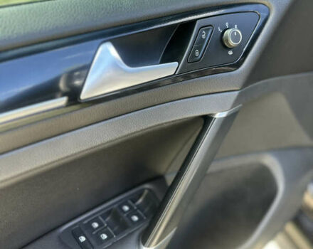 Черный Фольксваген Гольф ГТИ, объемом двигателя 1.98 л и пробегом 177 тыс. км за 13300 $, фото 15 на Automoto.ua