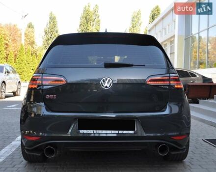 Черный Фольксваген Гольф ГТИ, объемом двигателя 1.98 л и пробегом 53 тыс. км за 17000 $, фото 5 на Automoto.ua