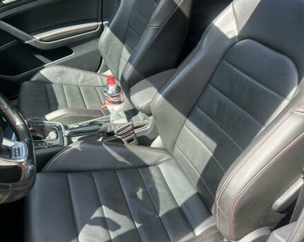 Черный Фольксваген Гольф ГТИ, объемом двигателя 1.98 л и пробегом 177 тыс. км за 13300 $, фото 16 на Automoto.ua