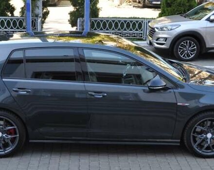 Черный Фольксваген Гольф ГТИ, объемом двигателя 1.98 л и пробегом 53 тыс. км за 17000 $, фото 10 на Automoto.ua