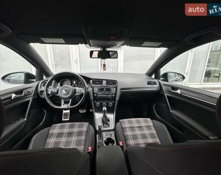 Черный Фольксваген Гольф ГТИ, объемом двигателя 1.98 л и пробегом 119 тыс. км за 18500 $, фото 13 на Automoto.ua