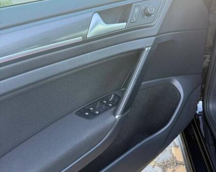 Черный Фольксваген Гольф ГТИ, объемом двигателя 1.98 л и пробегом 42 тыс. км за 23500 $, фото 10 на Automoto.ua