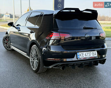 Черный Фольксваген Гольф ГТИ, объемом двигателя 1.98 л и пробегом 62 тыс. км за 19000 $, фото 25 на Automoto.ua