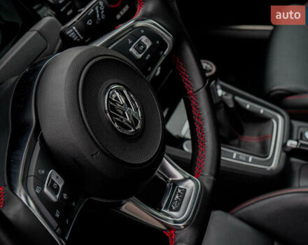 Черный Фольксваген Гольф ГТИ, объемом двигателя 1.98 л и пробегом 44 тыс. км за 19999 $, фото 17 на Automoto.ua