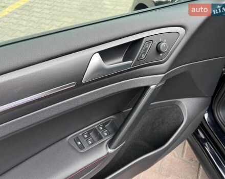 Черный Фольксваген Гольф ГТИ, объемом двигателя 1.98 л и пробегом 44 тыс. км за 19999 $, фото 10 на Automoto.ua