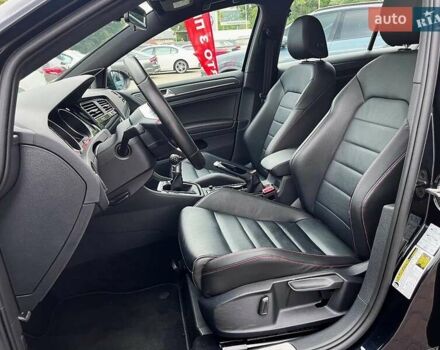 Черный Фольксваген Гольф ГТИ, объемом двигателя 1.98 л и пробегом 44 тыс. км за 19999 $, фото 12 на Automoto.ua