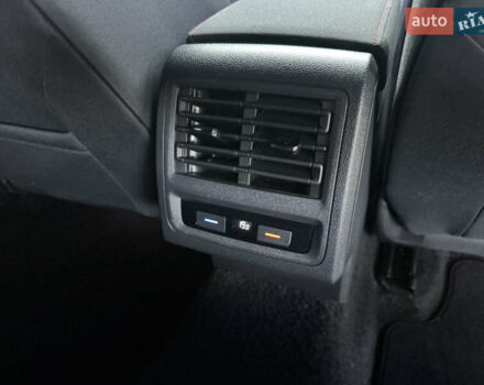 Черный Фольксваген Гольф ГТИ, объемом двигателя 2 л и пробегом 45 тыс. км за 31800 $, фото 38 на Automoto.ua