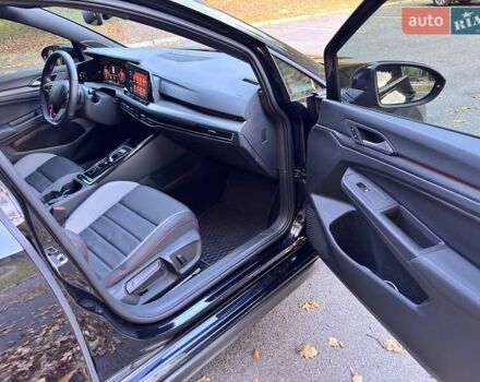 Черный Фольксваген Гольф ГТИ, объемом двигателя 1.98 л и пробегом 33 тыс. км за 30999 $, фото 9 на Automoto.ua