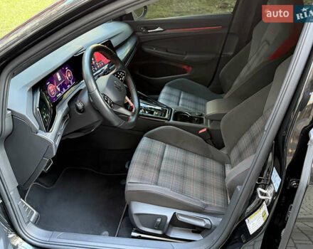 Чорний Фольксваген Гольф ГТІ, об'ємом двигуна 1.98 л та пробігом 13 тис. км за 32000 $, фото 10 на Automoto.ua