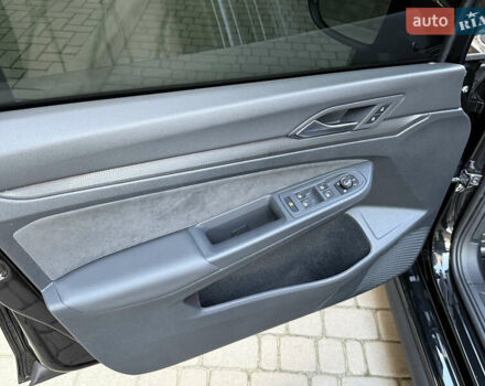 Чорний Фольксваген Гольф ГТІ, об'ємом двигуна 1.98 л та пробігом 13 тис. км за 32000 $, фото 19 на Automoto.ua