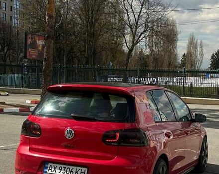 Красный Фольксваген Гольф ГТИ, объемом двигателя 2 л и пробегом 193 тыс. км за 9700 $, фото 1 на Automoto.ua