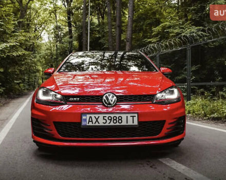 Фольксваген Гольф ГТИ 2015 в Славянске на Automoto.ua Красный Фольксваген Гольф ГТИ, объемом двигателя 1.98 л и пробегом 170 тыс. км за 14300 $, фото 1 на Automoto.ua