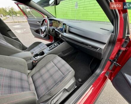 Фольксваген Гольф ГТИ 2021 в Киеве на Automoto.ua Красный Фольксваген Гольф ГТИ, объемом двигателя 1.98 л и пробегом 90 тыс. км за 26900 $, фото 44 на Automoto.ua