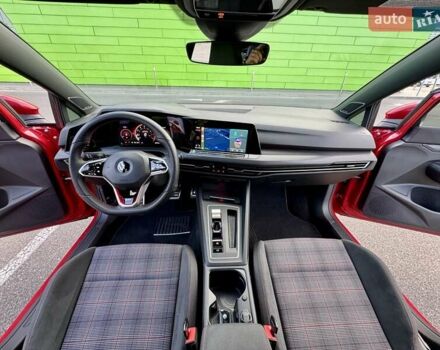 Фольксваген Гольф ГТИ 2021 в Киеве на Automoto.ua Красный Фольксваген Гольф ГТИ, объемом двигателя 1.98 л и пробегом 90 тыс. км за 26900 $, фото 50 на Automoto.ua