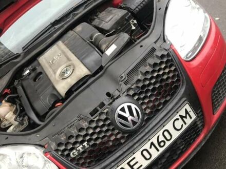 Фольксваген Гольф ГТІ 2008 у Дніпро (Дніпропетровську) на Automoto.ua Червоний Фольксваген Гольф ГТІ, об'ємом двигуна 2 л та пробігом 160 тис. км за 8500 $, фото 1 на Automoto.ua