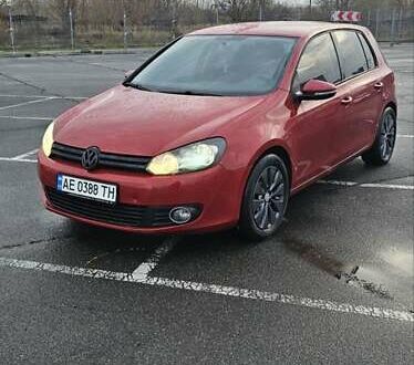 Красный Фольксваген Гольф ГТИ, объемом двигателя 1.4 л и пробегом 223 тыс. км за 5850 $, фото 1 на Automoto.ua