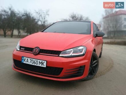 Фольксваген Гольф ГТІ 2015 у Кропивницькому (Кіровограді) на Automoto.ua Червоний Фольксваген Гольф ГТІ, об'ємом двигуна 1.98 л та пробігом 66 тис. км за 18000 $, фото 1 на Automoto.ua