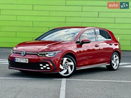 Фольксваген Гольф ГТИ 2021 в Киеве на Automoto.ua Красный Фольксваген Гольф ГТИ, объемом двигателя 1.98 л и пробегом 90 тыс. км за 26900 $, фото 1 на Automoto.ua