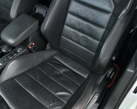 Фольксваген Гольф ГТИ, объемом двигателя 1.98 л и пробегом 157 тыс. км за 14000 $, фото 29 на Automoto.ua