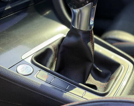 Фольксваген Гольф ГТИ, объемом двигателя 2 л и пробегом 150 тыс. км за 12850 $, фото 17 на Automoto.ua