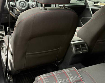 Фольксваген Гольф ГТИ, объемом двигателя 2 л и пробегом 124 тыс. км за 13200 $, фото 9 на Automoto.ua