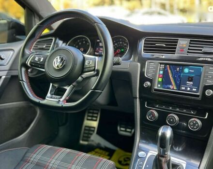 Фольксваген Гольф ГТІ, об'ємом двигуна 2 л та пробігом 75 тис. км за 15850 $, фото 22 на Automoto.ua