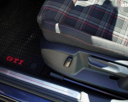 Фольксваген Гольф ГТИ, объемом двигателя 2 л и пробегом 167 тыс. км за 16999 $, фото 18 на Automoto.ua