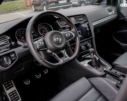 Фольксваген Гольф ГТИ, объемом двигателя 2 л и пробегом 44 тыс. км за 19999 $, фото 15 на Automoto.ua