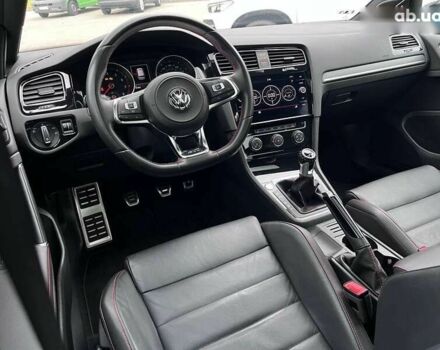 Фольксваген Гольф ГТИ, объемом двигателя 2 л и пробегом 44 тыс. км за 19999 $, фото 17 на Automoto.ua