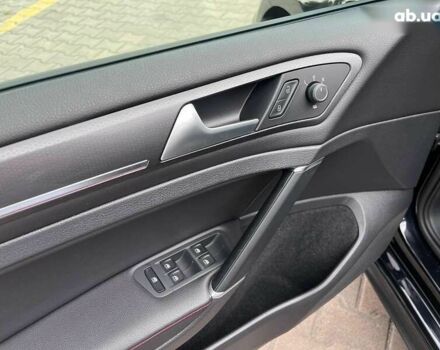 Фольксваген Гольф ГТИ, объемом двигателя 2 л и пробегом 44 тыс. км за 19999 $, фото 10 на Automoto.ua