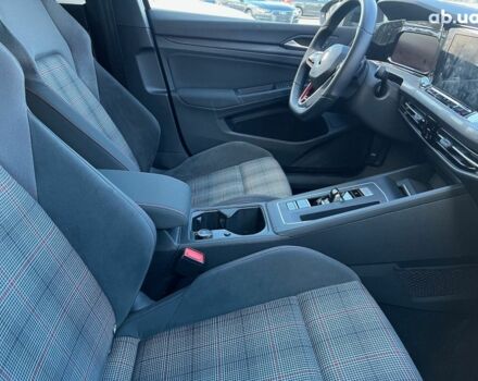 Фольксваген Гольф ГТИ, объемом двигателя 2 л и пробегом 3 тыс. км за 34343 $, фото 18 на Automoto.ua