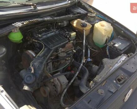 Серый Фольксваген Гольф ГТИ, объемом двигателя 1.8 л и пробегом 425 тыс. км за 1700 $, фото 14 на Automoto.ua