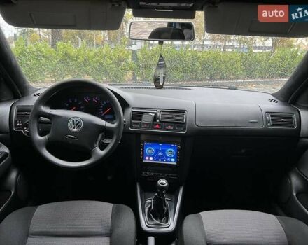 Сірий Фольксваген Гольф ГТІ, об'ємом двигуна 1.6 л та пробігом 263 тис. км за 4000 $, фото 3 на Automoto.ua
