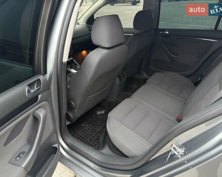 Сірий Фольксваген Гольф ГТІ, об'ємом двигуна 1.4 л та пробігом 132 тис. км за 8800 $, фото 10 на Automoto.ua