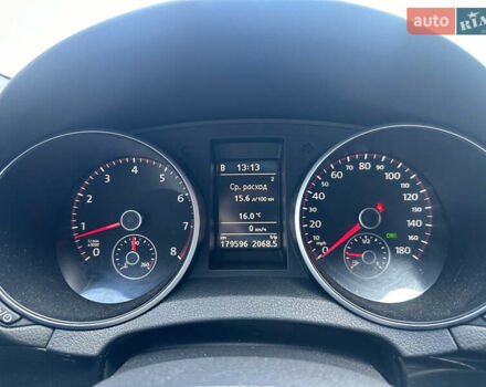 Серый Фольксваген Гольф ГТИ, объемом двигателя 2 л и пробегом 179 тыс. км за 8900 $, фото 10 на Automoto.ua