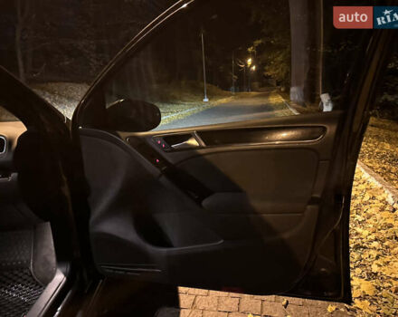 Сірий Фольксваген Гольф ГТІ, об'ємом двигуна 2 л та пробігом 224 тис. км за 9400 $, фото 17 на Automoto.ua