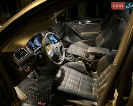 Сірий Фольксваген Гольф ГТІ, об'ємом двигуна 2 л та пробігом 224 тис. км за 9400 $, фото 11 на Automoto.ua