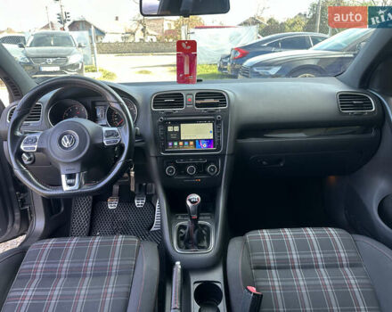 Серый Фольксваген Гольф ГТИ, объемом двигателя 2 л и пробегом 179 тыс. км за 8900 $, фото 8 на Automoto.ua