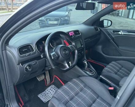 Серый Фольксваген Гольф ГТИ, объемом двигателя 2 л и пробегом 230 тыс. км за 9899 $, фото 15 на Automoto.ua