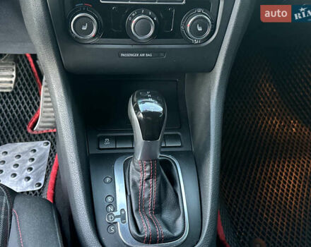 Серый Фольксваген Гольф ГТИ, объемом двигателя 2 л и пробегом 230 тыс. км за 9899 $, фото 19 на Automoto.ua