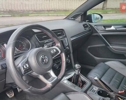 Серый Фольксваген Гольф ГТИ, объемом двигателя 1.98 л и пробегом 147 тыс. км за 13000 $, фото 25 на Automoto.ua