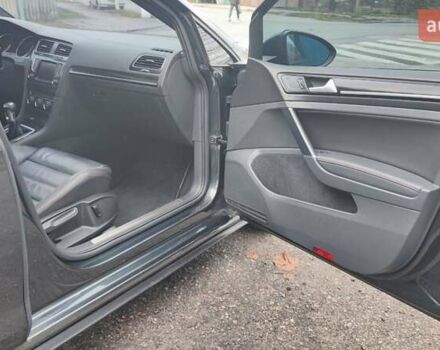 Серый Фольксваген Гольф ГТИ, объемом двигателя 1.98 л и пробегом 147 тыс. км за 13000 $, фото 35 на Automoto.ua