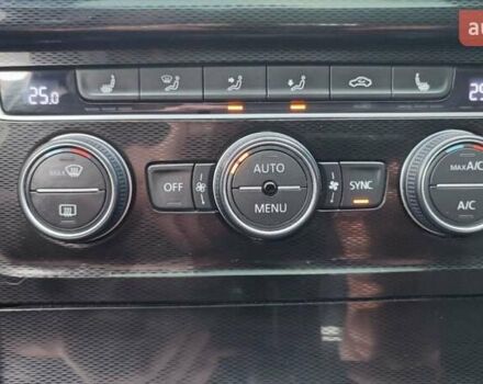 Серый Фольксваген Гольф ГТИ, объемом двигателя 1.98 л и пробегом 147 тыс. км за 13000 $, фото 29 на Automoto.ua