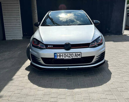 Серый Фольксваген Гольф ГТИ, объемом двигателя 1.98 л и пробегом 223 тыс. км за 14200 $, фото 3 на Automoto.ua
