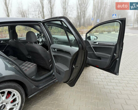 Серый Фольксваген Гольф ГТИ, объемом двигателя 1.98 л и пробегом 180 тыс. км за 13999 $, фото 37 на Automoto.ua